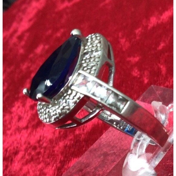 Sterling Silver Size 7.5 Blue Faceted Gem Ring - Picture 3 of 7